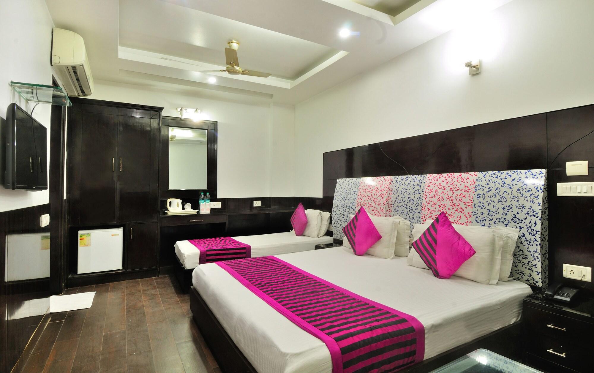 Hotel Bonlon Inn New Delhi Exterior photo
