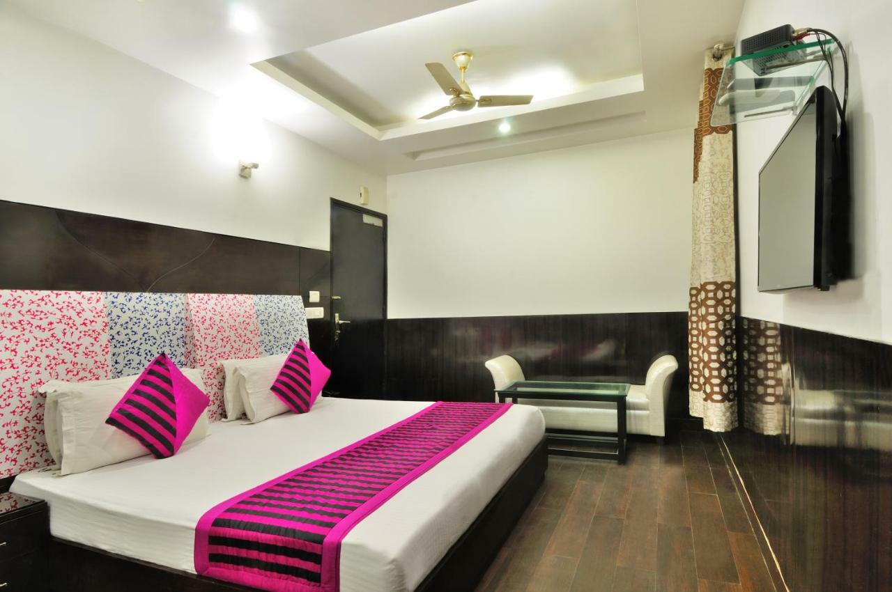 Hotel Bonlon Inn New Delhi Exterior photo
